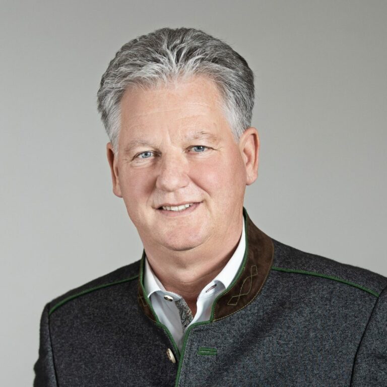 Karl Mayrhold